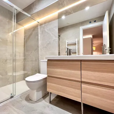 Apartment Housingleon - Palacio De Don Ramiro *