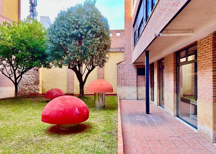 Apartment Housingleon - Palacio De Don Ramiro